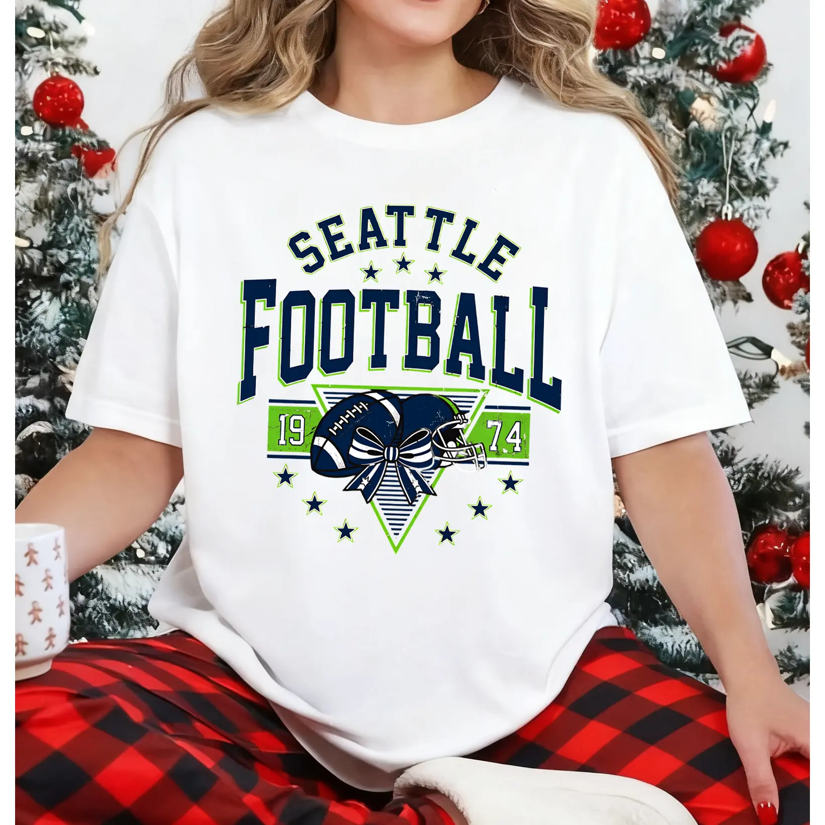 Vintage Fashion Game - 100% Cotton Vintage Seattle Football T-Shirt,