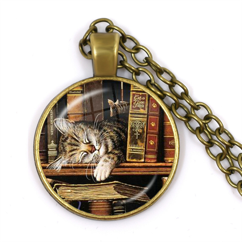 Hot Old Book Necklace Vintage  - Vintage Fashion Library ulasan dan harga