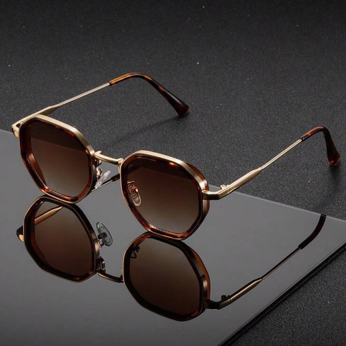 1 Pair Unisex Round Metal Fash - Vintage Fashion Images ulasan dan harga